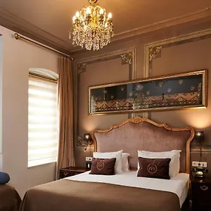 Faik Pasha Special Category Beyoglu Hotel