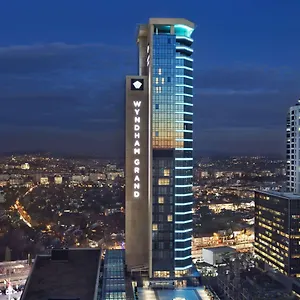 فندق Wyndham Grand Levent & Conference Center