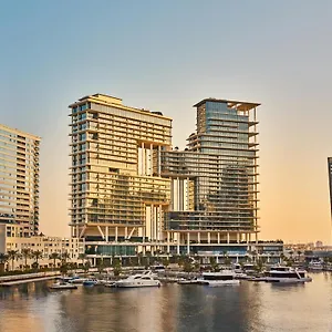 https://the-lana-dorchester-collection.dubaihotelsoffers.com